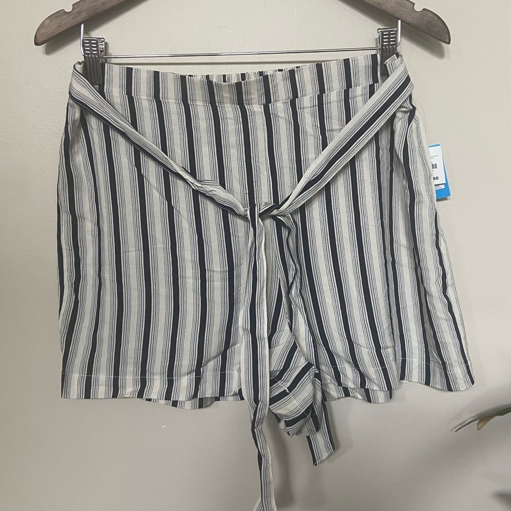 🔸 Ardene 🔸 striped belted shorts